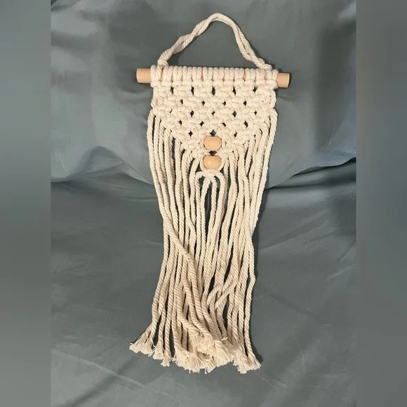 Macrame Wall Hanging - Picture 2 of 4